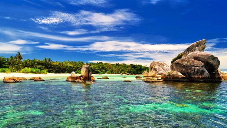 Pelesiran Hemat di Pulau Bangka? 4 Hal Ini Bisa Kamu Coba