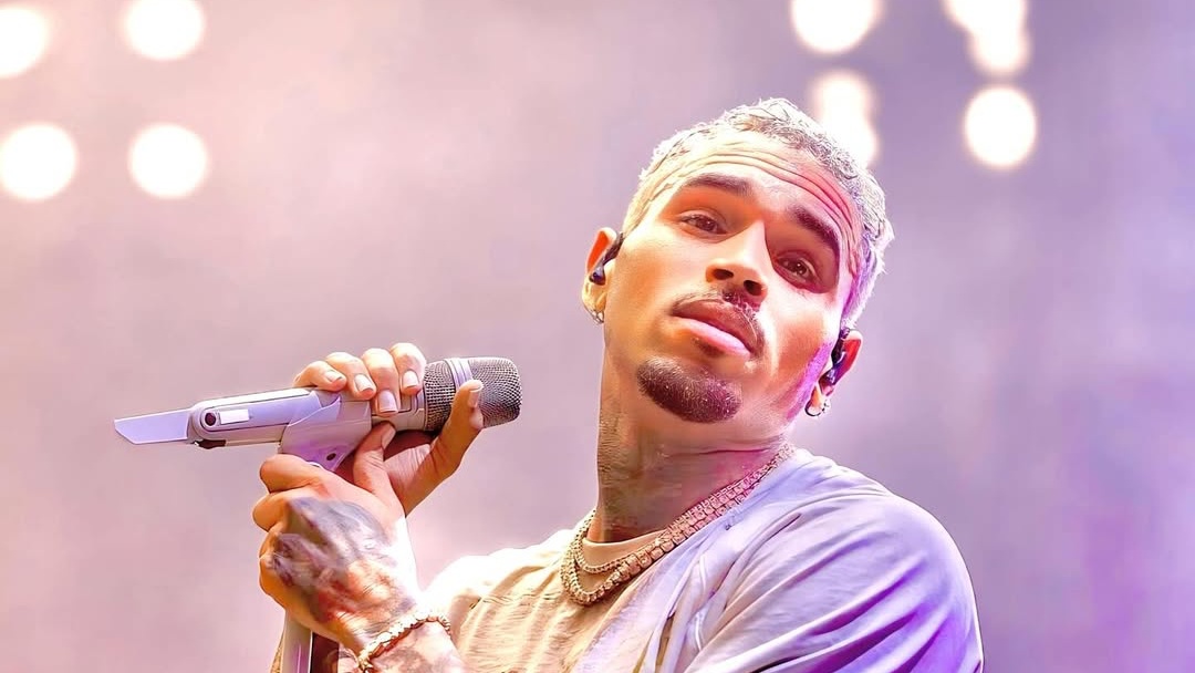 Lirik Lagu 'Girl You Loud', Single Kolaborasi Chris Brown bersama Tyga