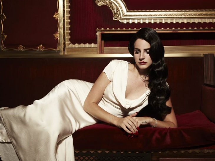 Lana Del Rey Jadi Mata Kuliah di New York University