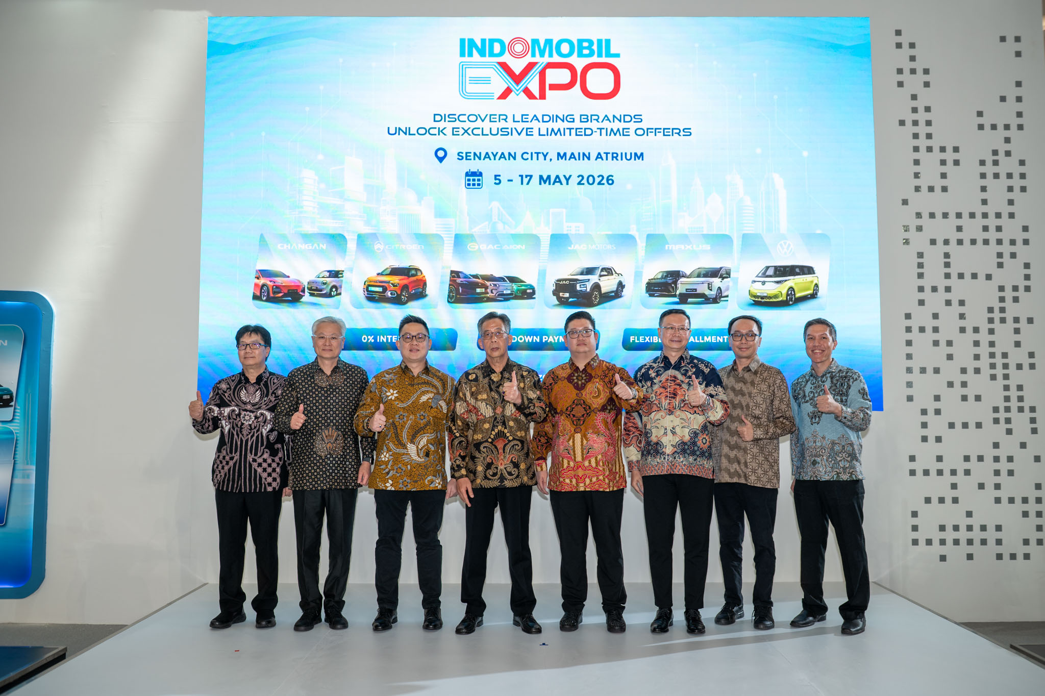 INDOMOBIL Expo Resmi Dibuka, saatnya Coba Langsung Mobil Listrik Berteknologi Terbaru