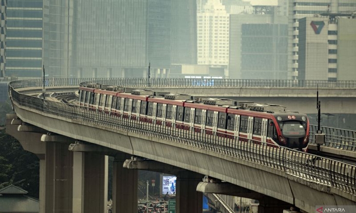 Turunnya Harga Pakaian dan Transportasi Jadi Faktor Deflasi Bulan Mei di Jakarta