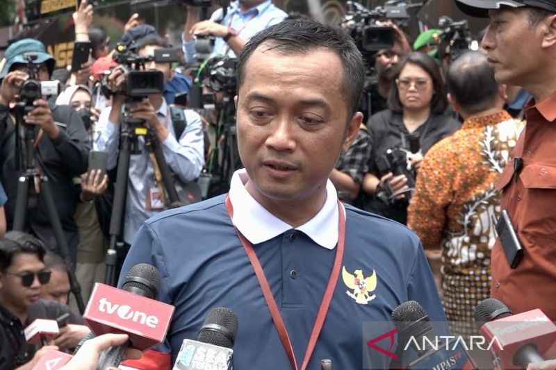 Mensesneg Pastikan Kabinet Jadi Pakai Mobil Dinas Maung