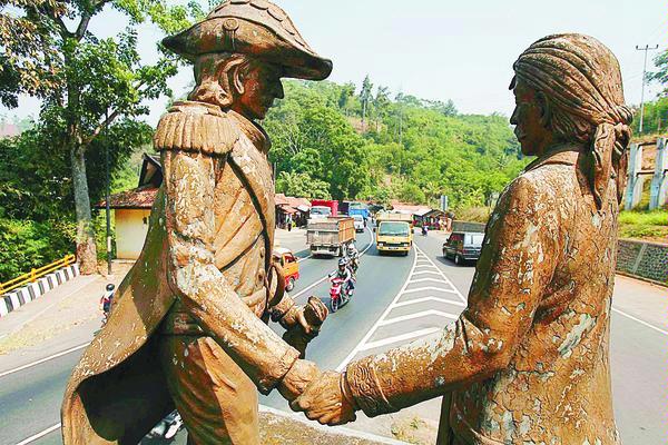 Membedah Mitos Patung Pangeran Kornel Cadas Pangeran, Adakah Pertemuan Daendels-Kusumadinata IX?