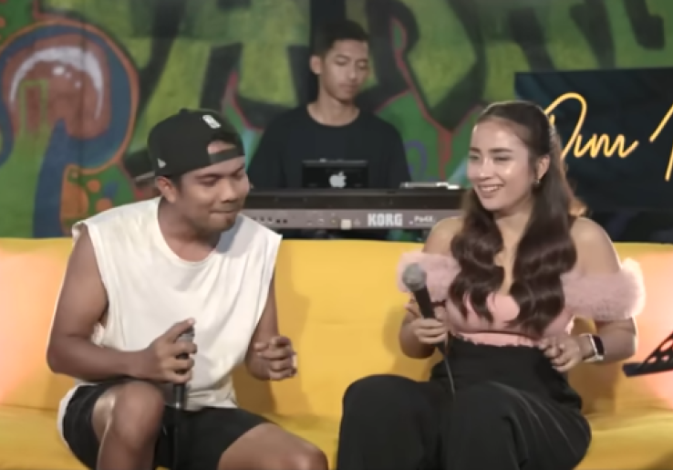 Lirik Lagu GULU PEDOT – Dini Kurnia feat. Mufly Key, Ada Terjemahan