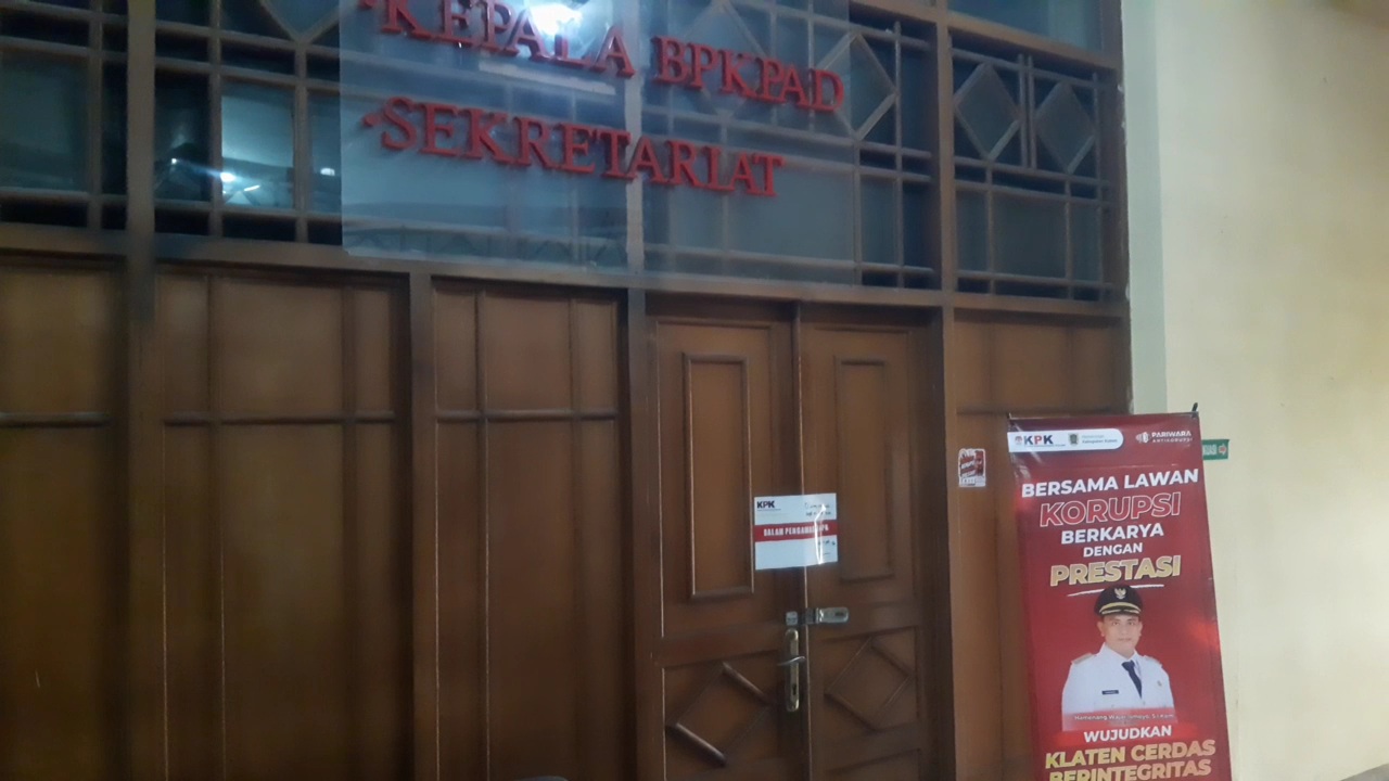 KPK OTT Bupati Klaten, Ruangan Bupati, Wakil dan Sekda Disegel
