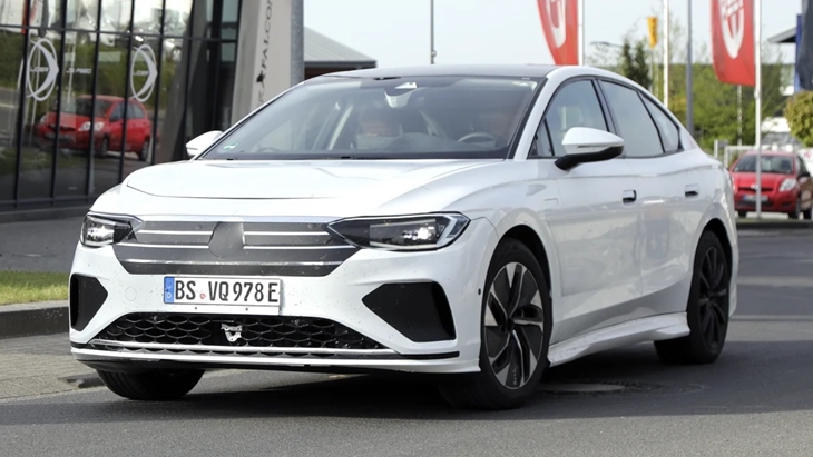 Volkswagen Uji Coba Mobil Aero B EV, Calon Penantang Tesla Model 3?