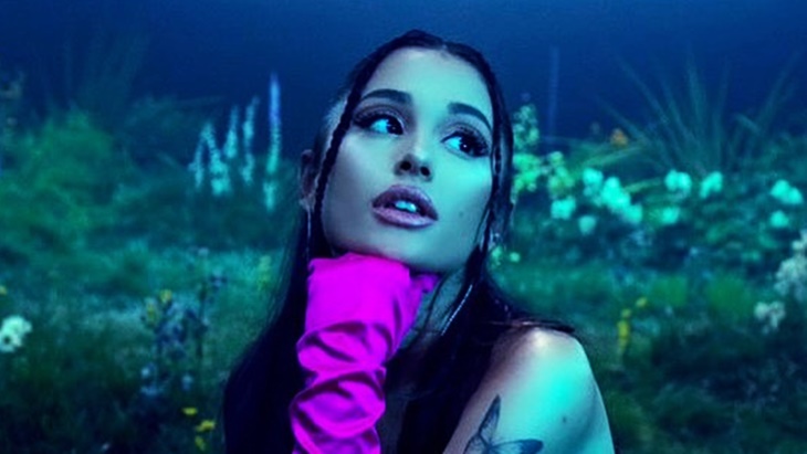 Ariana Grande Batal Hadir di Grammy Awards 2022, Ada Apa?