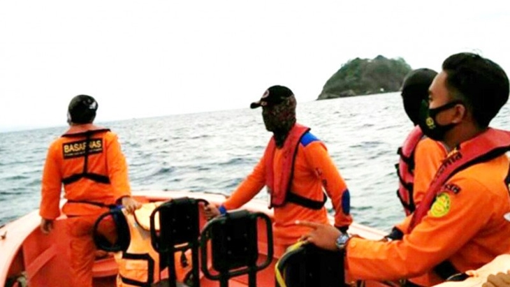 Tim SAR Pelabuhan Merak Lanjutkan Cari Penumpang Kapal Terjun Sabtu Pagi
