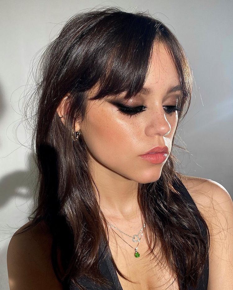 Punky eyeliner ciptakan kesan smokey eyes. (Foto instagram/allanface)