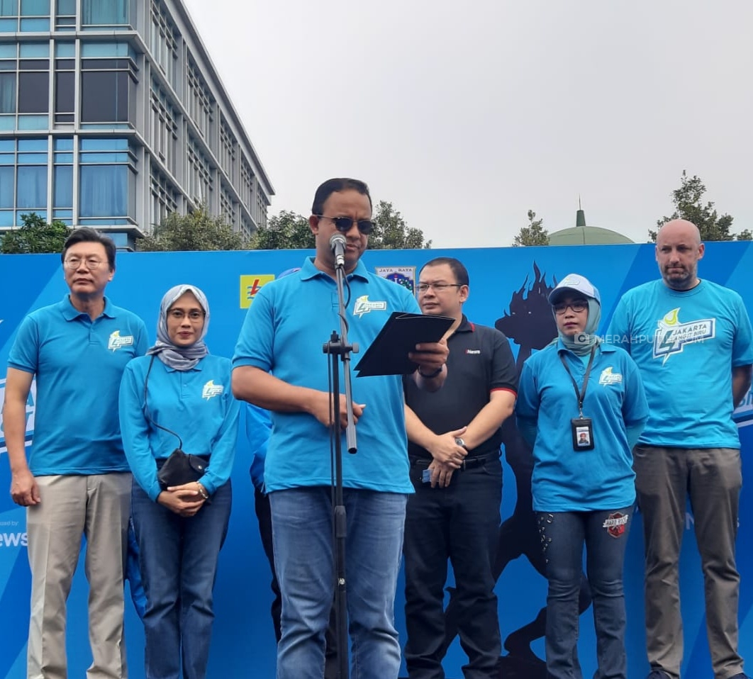 Anies bakal Bebaskan Pajak Balik Nama Kendaraan Listrik