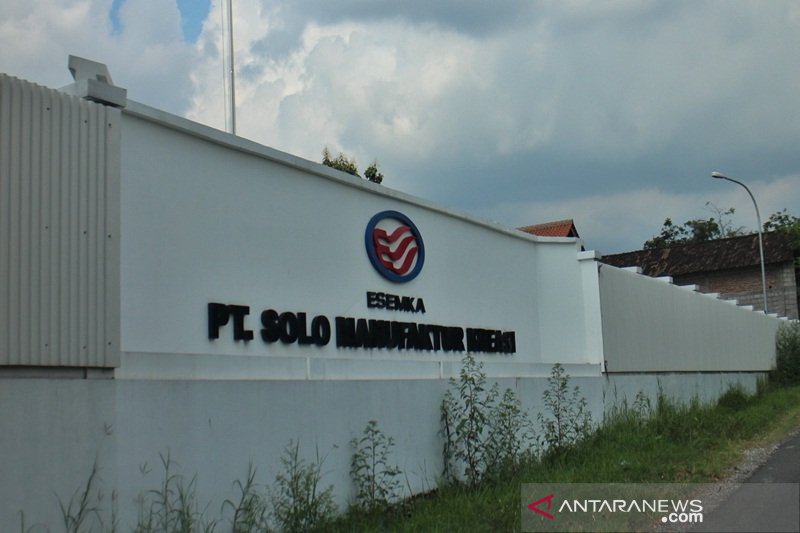 Pabrik PT Solo Manufaktur Kreasi atau Esemka yang memproduksi mobil nasional di Desa Demangan Kecamatan Sambi, Kabupaten Boyolali, Jawa Tengah, Sabtu. (Foto:Bambang Dwi Marwoto)