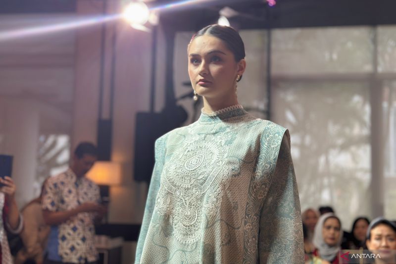 Batik Danar Hadi Luncurkan Sekar Arumdati Buat Idul Fitri 2024