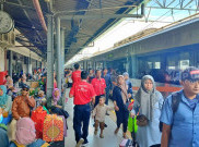 Penjualan Tiket Kereta Nataru 2025/2026 Tembus 1,5 Juta, Pasar Senen Jadi Stasiun Tersibuk