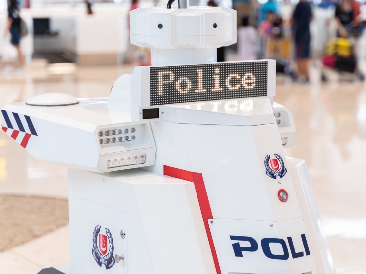 robot polisi