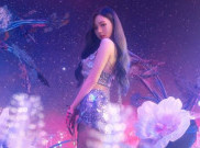 Saking Kurusnya, Masker Wajah Dijadikan Tank Top oleh Karina aespa