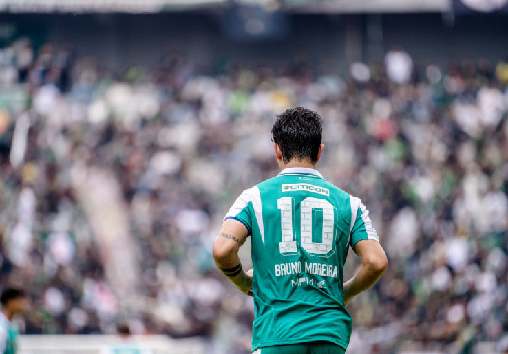 Bruno Moreira Cabut ke Klub Thailand, Bernardo Tavares Akui Persebaya Kehilangan Sosok Penting