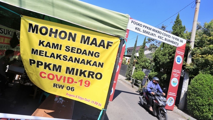 Efek Prokes Ketat, Kasus COVID-19 di Kelurahan Kota Bandung Ini Turun Drastis