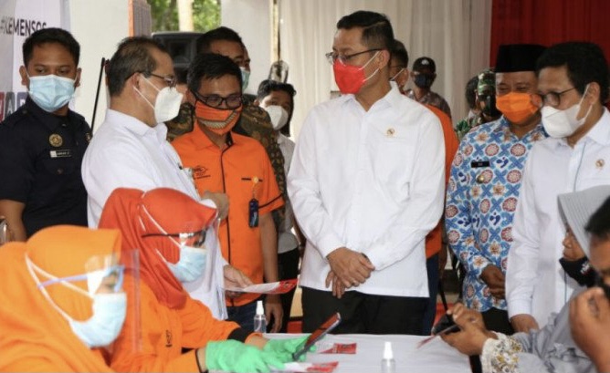 Tantangan PT Pos Menyalurkan Bantuan Tunai ke Wilayah Terluar Indonesia