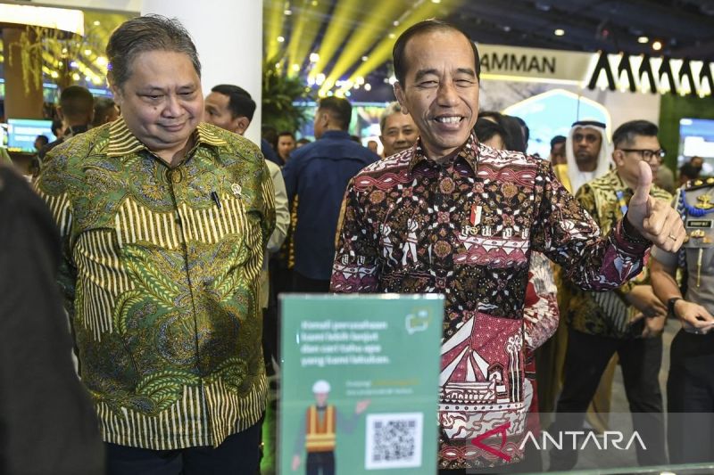 Istana Bantah Jokowi Terkait Keputusan Airlangga Mundur dari Ketum Golkar