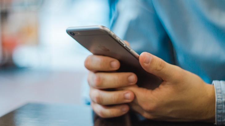 Screen Dependency Disorder, Tak dapat Lepas dari Gawai