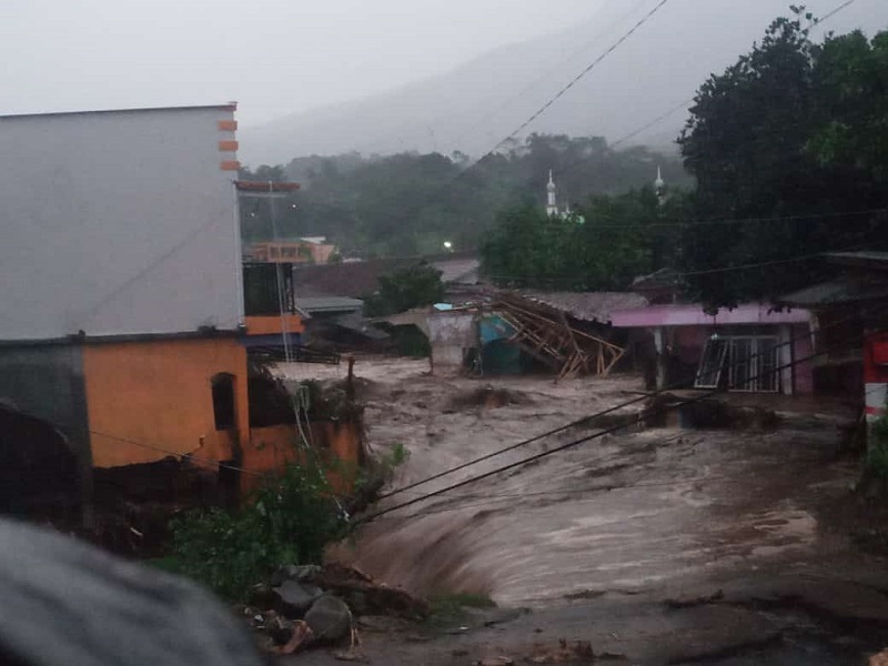 12 Rumah Hanyut Akibat Banjir Bandang di Cicurug Sukabumi
