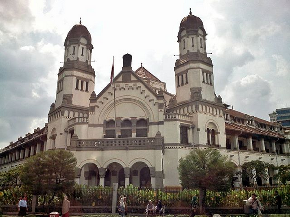 Lawang Sewu (Instagram/uwanurwan)