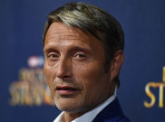 Mads Mikkelsen Gantikan Johnny Depp di 'Fantastic Beasts 3'?