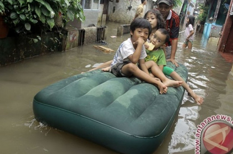 Bulan Ini Anies Lanjutkan Sejumlah Program Pengendalian Banjir