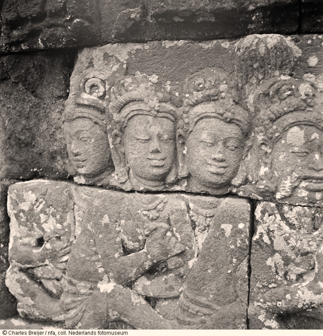 Relief Candi Borobudur tentang status sosial Mataram Kuno