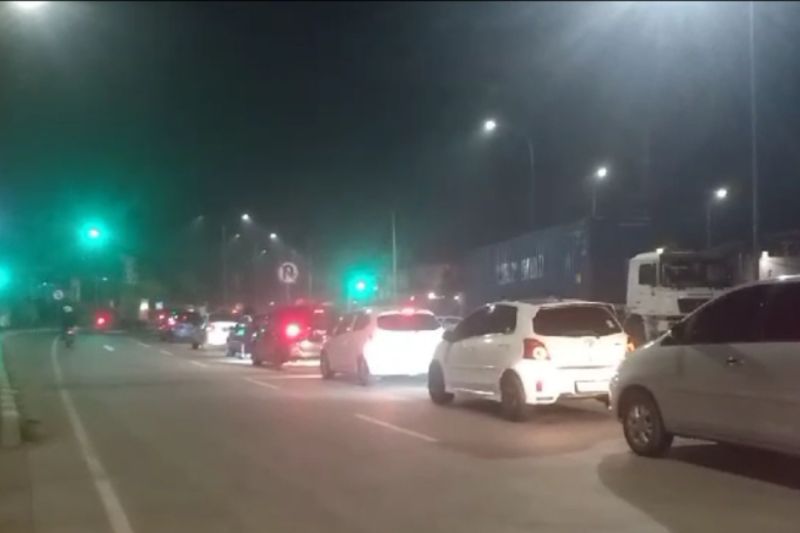 Pemudik Awal Picu Kemacetan di Pintu Tol Parungkuda Sukabumi