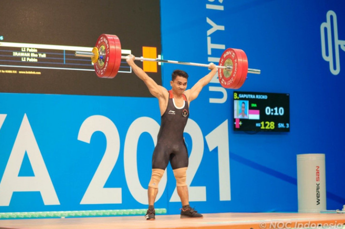 Lifter Saputro Ricko Panen Medali Emas di ISG 2021