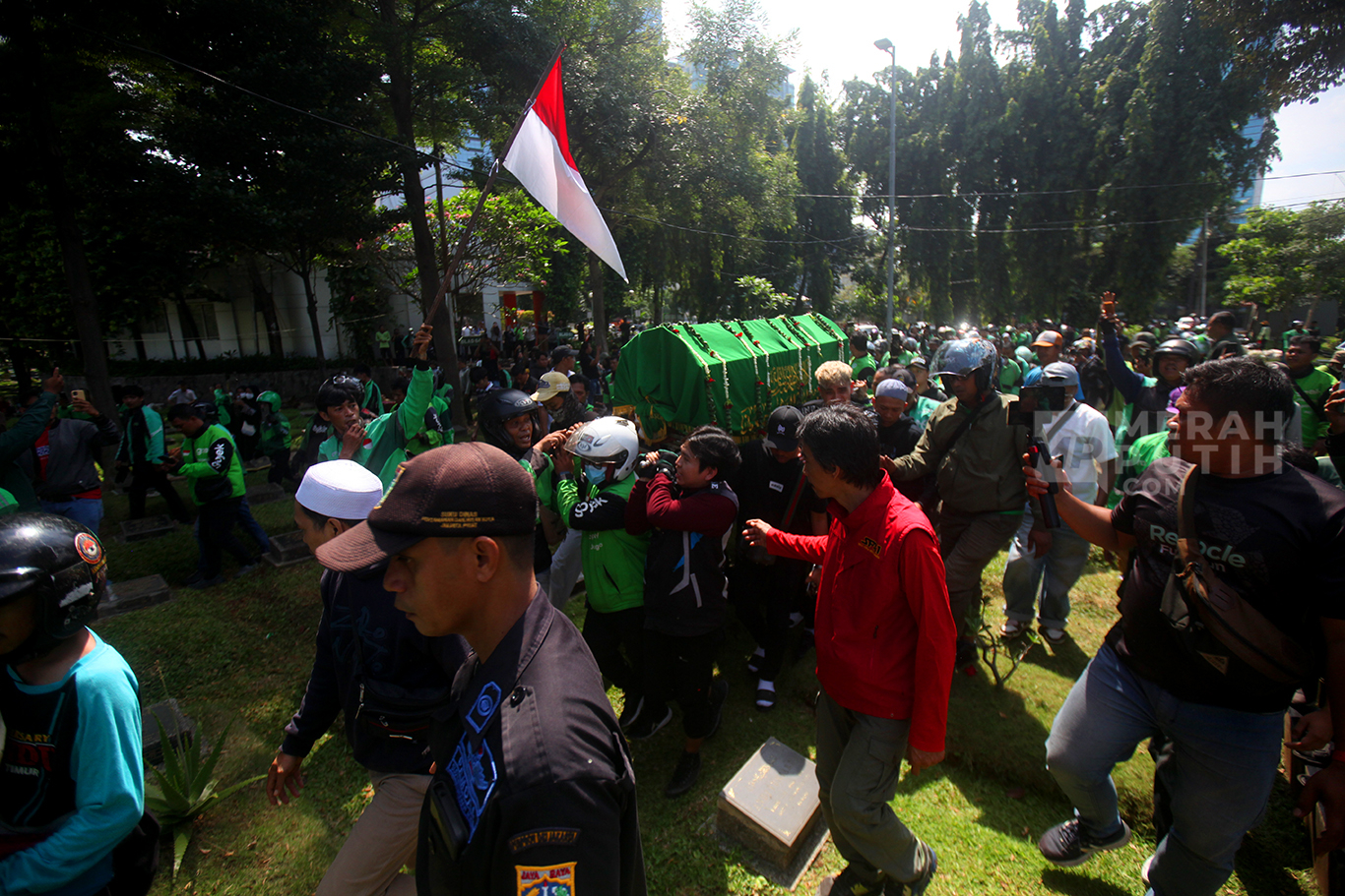 Menko Polkam Sesali Perlakuan Polri, Pastikan Investigasi Terbuka Kematian Affan Kurniawan
