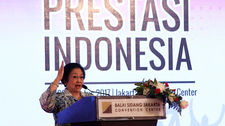 Megawati Minta Masukan ke Tri Rismaharini Soal Pilkada Surabaya