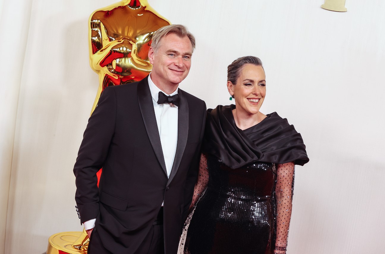Pecah Telur, Christopher Nolan Bawa Pulang Piala Oscar Pertamanya