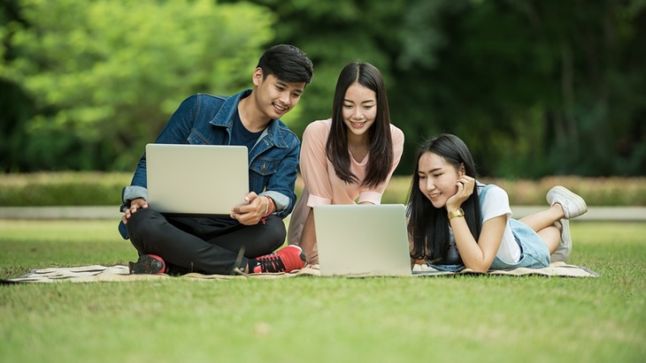 Generasi Muda Membutuhkan Panduan Literasi Keamanan Digital