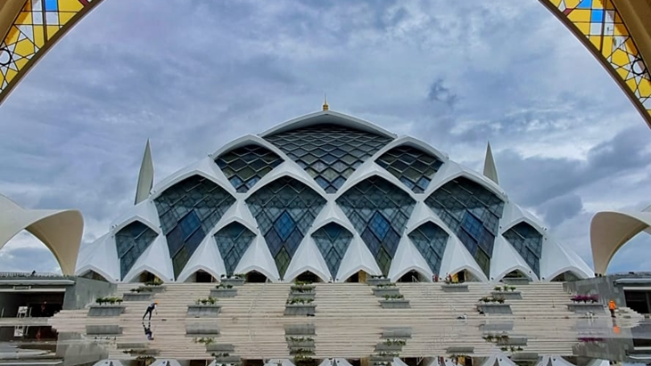 Tata Tertib yang Perlu Masyarakat Taati Setelah Masjid Al Jabbar Dibuka Kembali