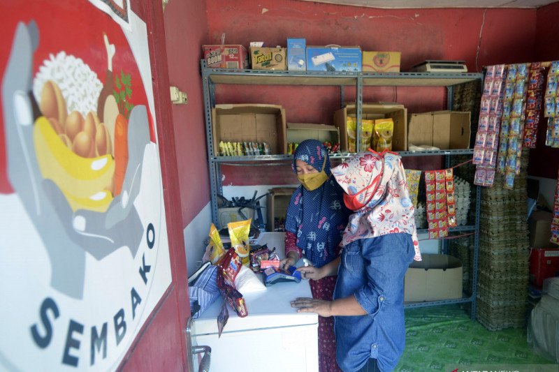 Belanja di Toko Kelontong Tetangga Sistem Sederhana Penyintas Pandemi
