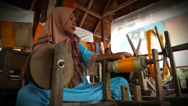 Menanti Kain Tenun Donggala Masuk Kurikulum SMK