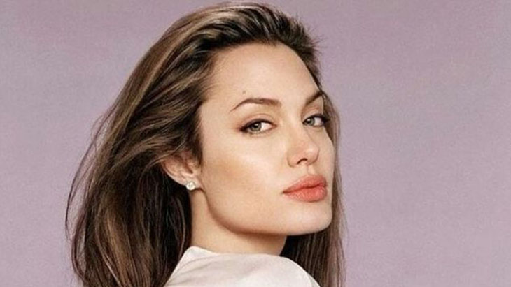 Angelina jolie