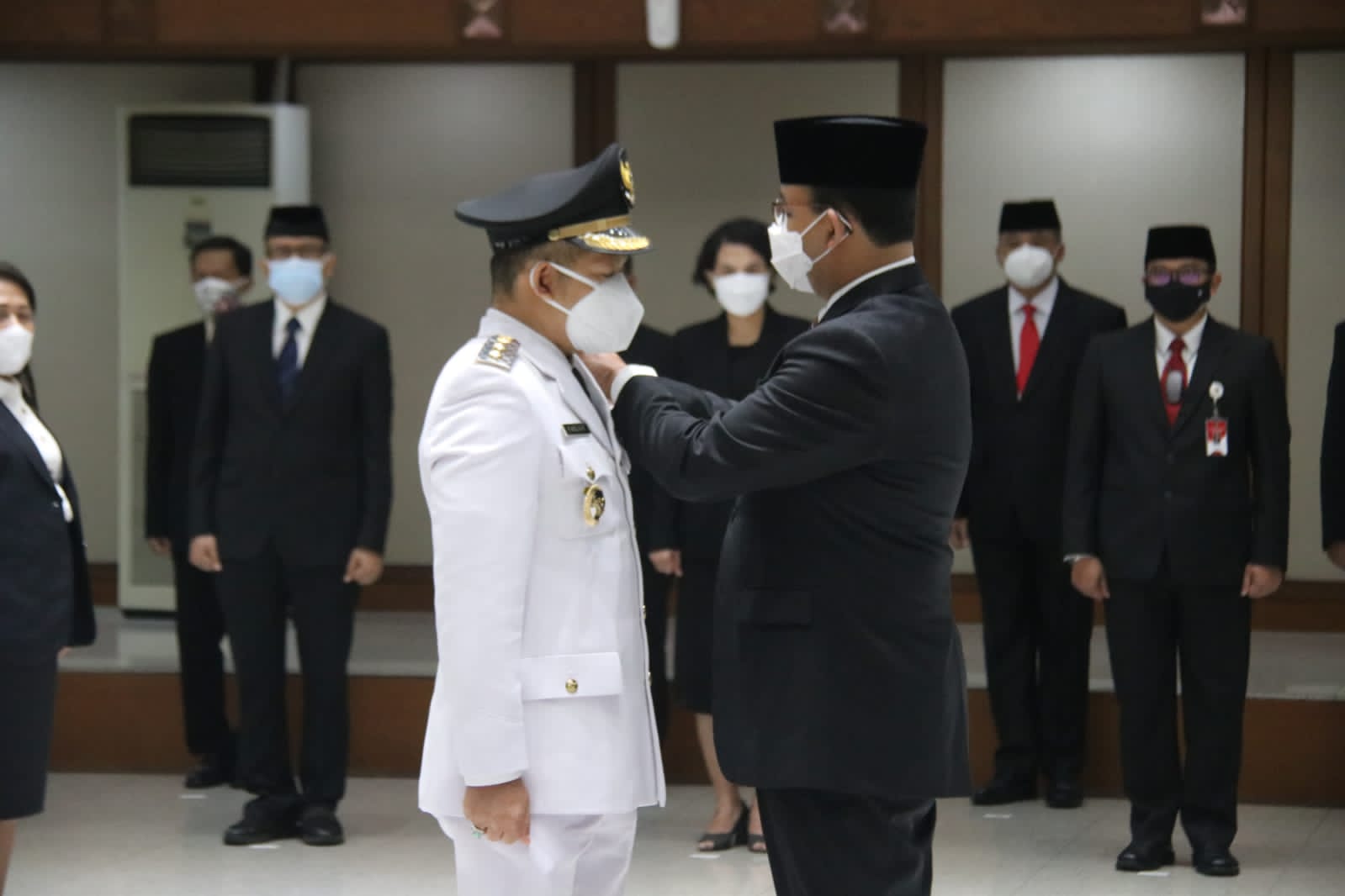 Anies Lantik 13 Pejabat Tinggi Pratama, Andriansyah Jabat Kepala Biro Pemerintahan