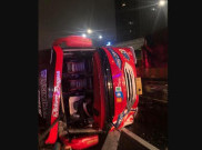 Bus Terguling di Tol Dalam Kota, Sejumlah Penumpang Terluka