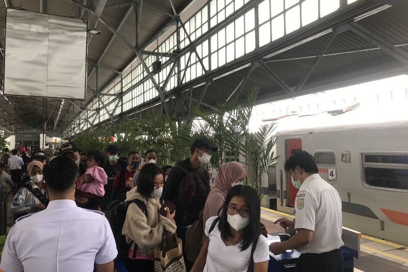H-2 Natal, 38 Ribu Penumpang Kereta Tinggalkan Jakarta