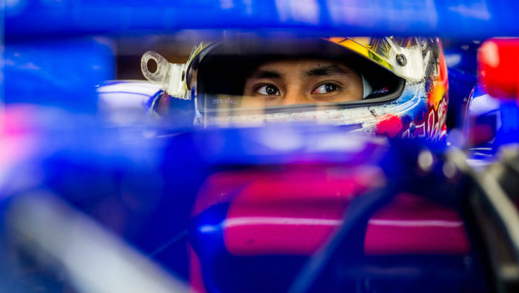Penuhi Target, Pembalap Indonesia Bikin Puas Bos Toro Rosso