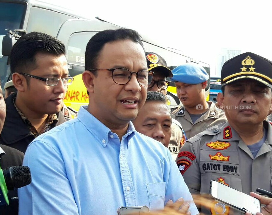 Anies Tak Larang Warga Luar Daerah Mengadu Nasib di Jakarta