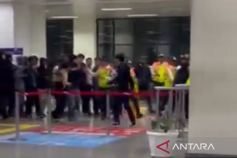 Viral Keributan di Stasiun Manggarai, KAI Buka Suara