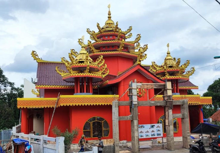 Menengok Masjid Tjia Kang Ho Bergaya Klenteng di Pasar Rebo