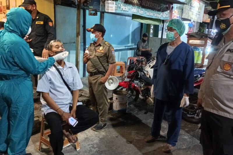 Pemkot Surabaya Minta Warga Terpapar COVID-19 Isolasi di Hotel