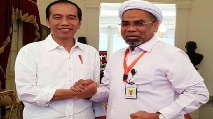Presiden Jokowi bersama Ali Mochtar Ngabalin