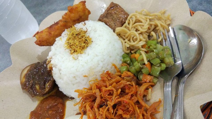 Nasi Kalak, Makanan Wajib Para Pelancong di Banyuwangi