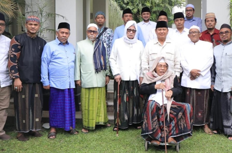 Prabowo Diskusi Perkuat Keutuhan NKRI dengan Para Kiai Sepuh NU